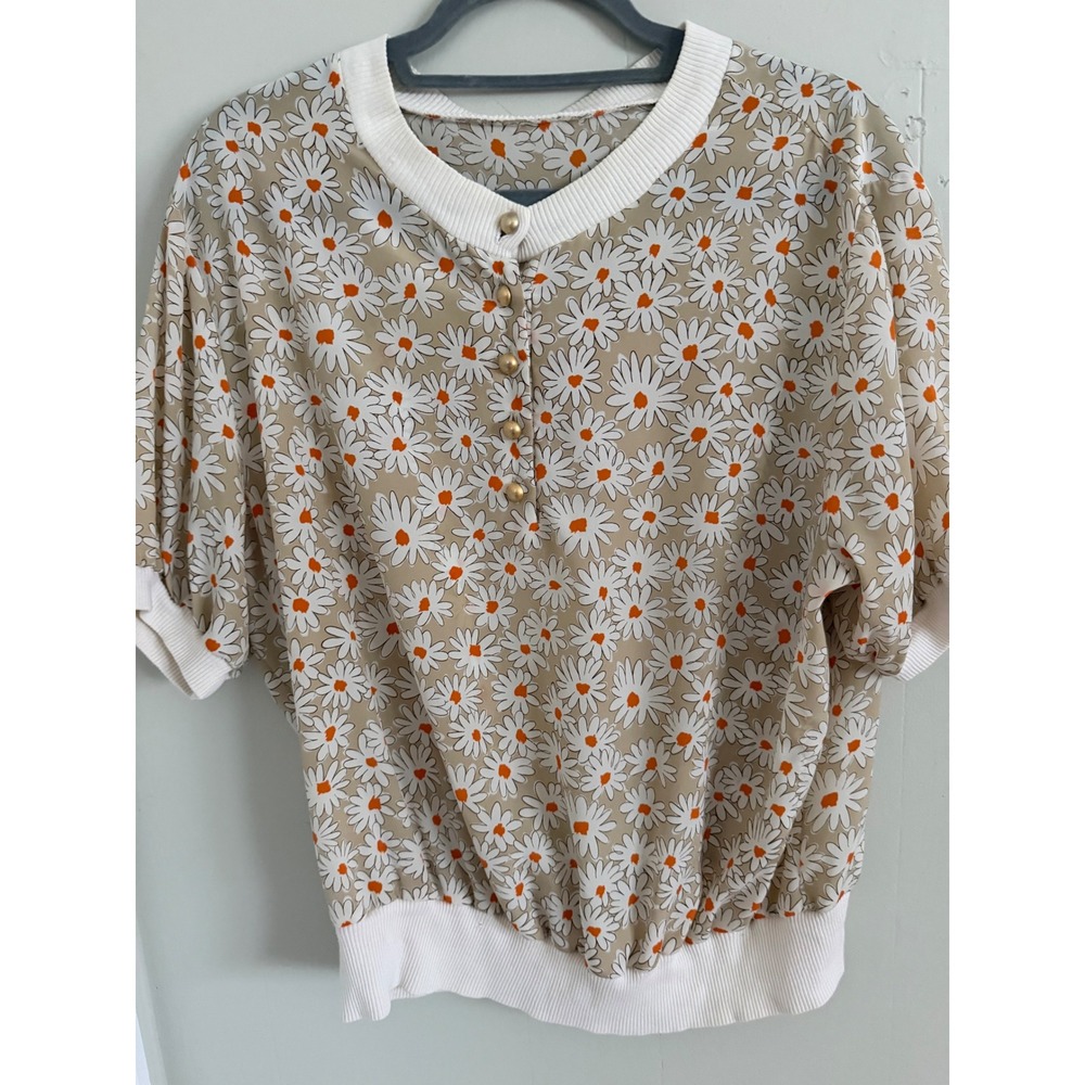 VintageWomensDaisyFloral PrintShortSleeveBlouse RibbedTrimGold Button‎ Tan White